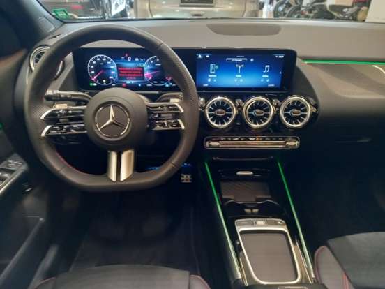 MERCEDES-BENZ-GLA 200-1.3 MHEV AMG LINE 7G-DCT MERCEDES-BENZ-GLA 200-2024