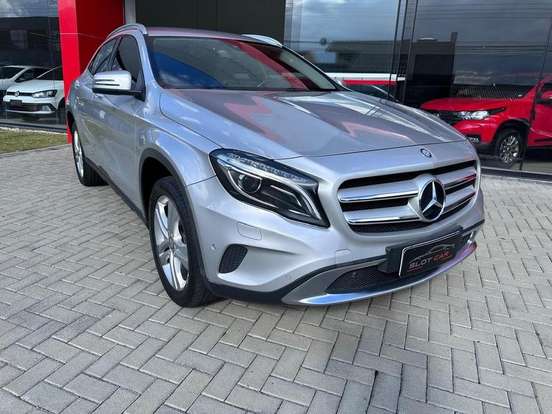 MERCEDES-BENZ-GLA 200-1.6 CGI ADVANCE 16V TURBO FLEX 4P AUTOMÁTICO MERCEDES-BENZ-GLA 200-2016