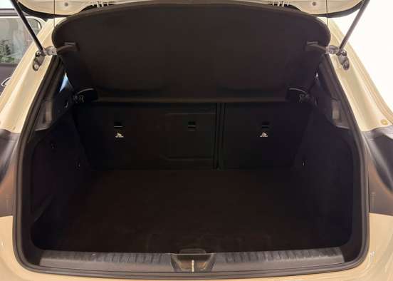 MERCEDES-BENZ-GLA 200-1.6 CGI ADVANCE 16V TURBO FLEX 4P AUTOMÁTICO MERCEDES-BENZ-GLA 200-2016