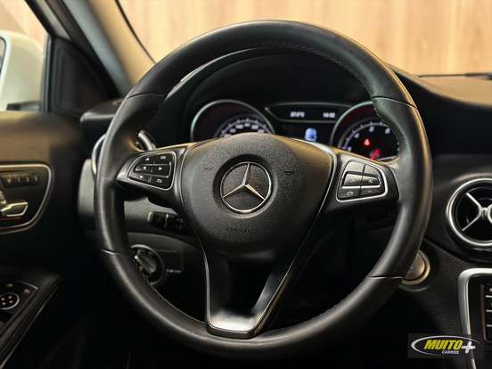 MERCEDES-BENZ-GLA 200-1.6 CGI FLEX STYLE 7G-DCT MERCEDES-BENZ-GLA 200-2019