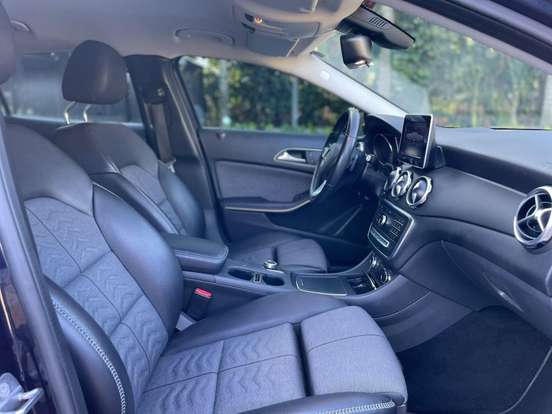 MERCEDES-BENZ-GLA 200-1.6 CGI FLEX STYLE 7G-DCT MERCEDES-BENZ-GLA 200-2018