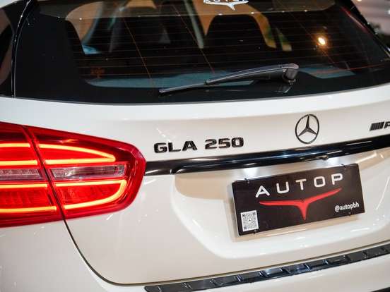 MERCEDES-BENZ-GLA 250-2.0 16V TURBO GASOLINA VISION 4P AUTOMÁTICO MERCEDES-BENZ-GLA 250-2015