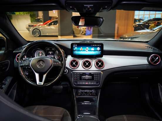 MERCEDES-BENZ-GLA 250-2.0 16V TURBO GASOLINA VISION 4P AUTOMÁTICO MERCEDES-BENZ-GLA 250-2015