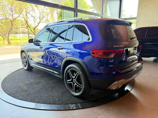 MERCEDES-BENZ-GLB 200-2020