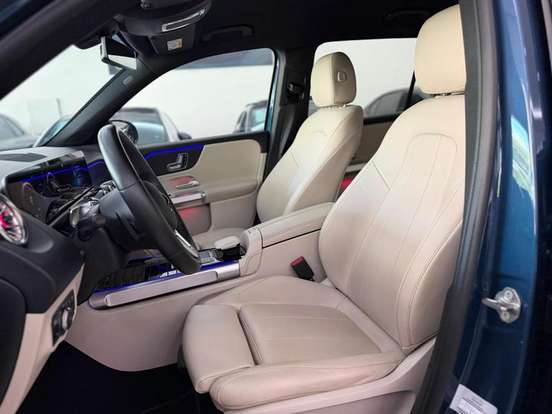 MERCEDES-BENZ-GLB 200-2021