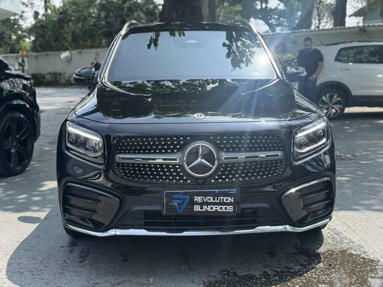 MERCEDES-BENZ-GLB 220-2024
