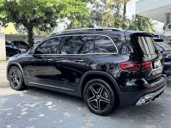 MERCEDES-BENZ-GLB 220-2.0 MHEV AMG LINE 4MATIC 8G-DCT MERCEDES-BENZ-GLB 220-2024
