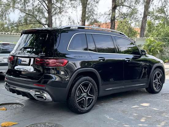 MERCEDES-BENZ-GLB 220-2024