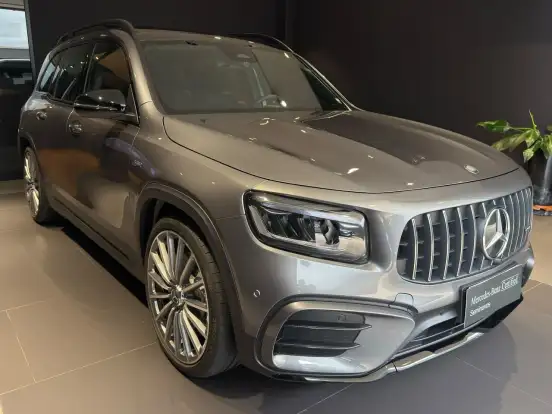 MERCEDES-BENZ-GLB 35 AMG-2026