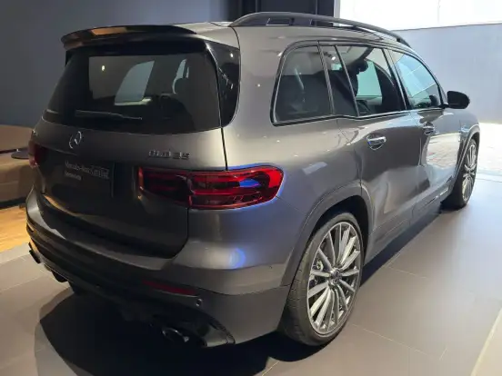 MERCEDES-BENZ-GLB 35 AMG-2026