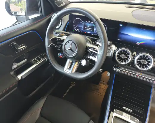 MERCEDES-BENZ-GLB 35 AMG-2024