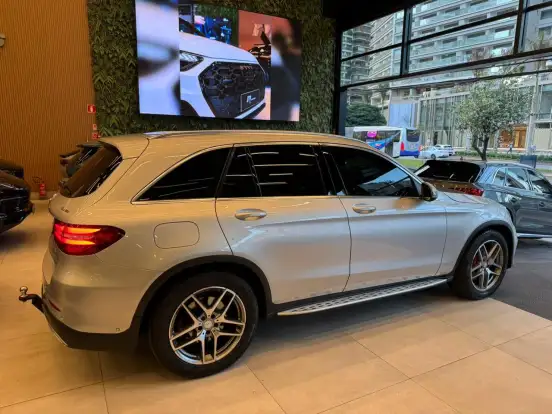 MERCEDES-BENZ-GLC 250-2016