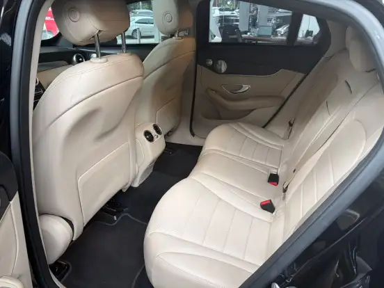MERCEDES-BENZ-GLC 300-2.0 CGI GASOLINA COUPÉ 4MATIC 9G-TRONIC MERCEDES-BENZ-GLC 300-2020