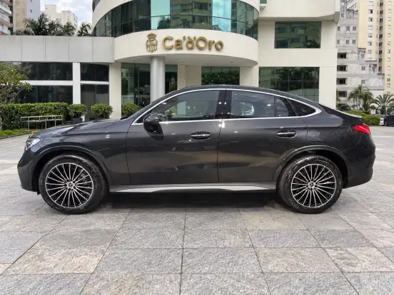 MERCEDES-BENZ-GLC 300-2026