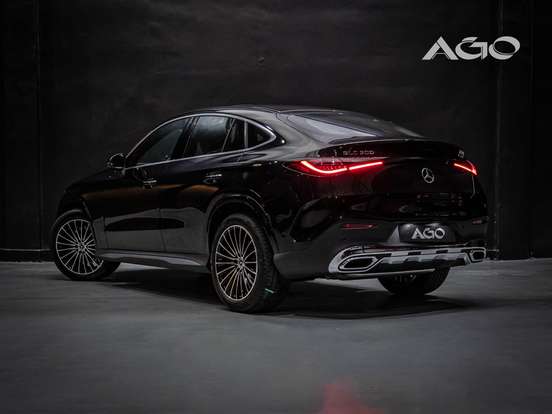 MERCEDES-BENZ-GLC 300-2026