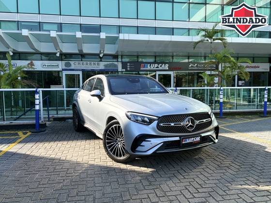MERCEDES-BENZ GLC 300 2.0 MHEV AMG LINE COUPÉ 4MATIC 9G-TRONIC