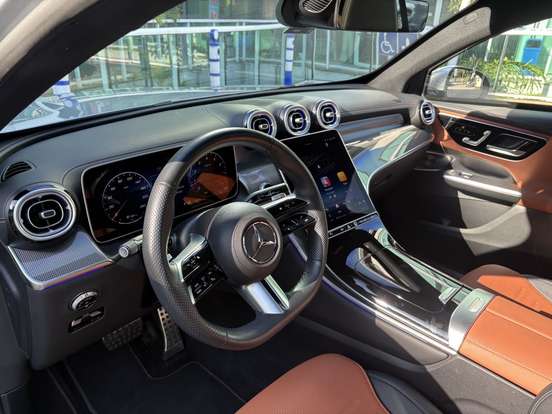 MERCEDES-BENZ-GLC 300-2024