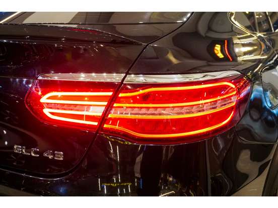 MERCEDES-BENZ-GLC 43 AMG-2018