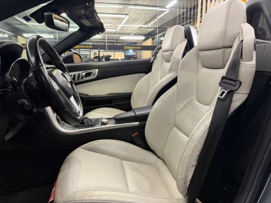 MERCEDES-BENZ-SLK 200-2011