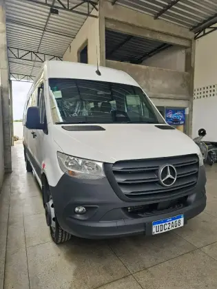 MERCEDES-BENZ SPRINTER 2.0 CDI DIESEL VAN 517 TA EXTRA LONGO 21L MANUAL