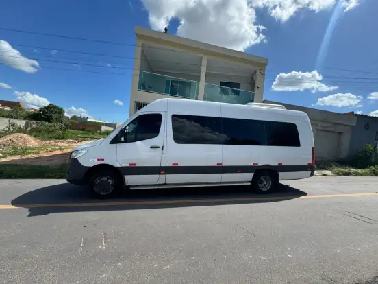 MERCEDES-BENZ-SPRINTER-2023