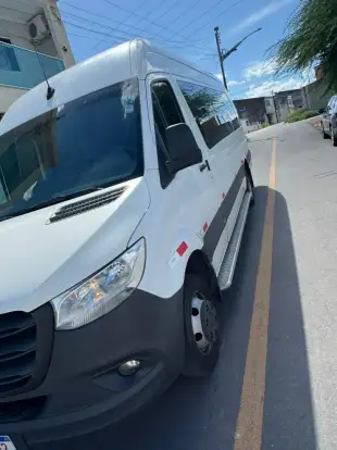MERCEDES-BENZ-SPRINTER-2023