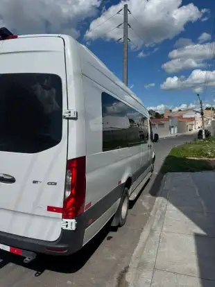 MERCEDES-BENZ-SPRINTER-2023