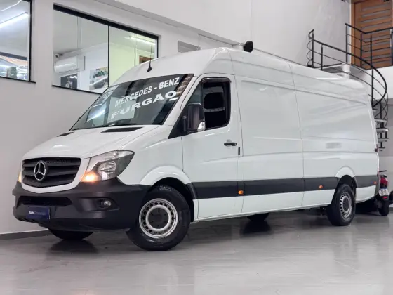 Mercedes-Benz Sprinter 2.2 CDI Diesel Furgão 313 Street TA Extra Longo Manual