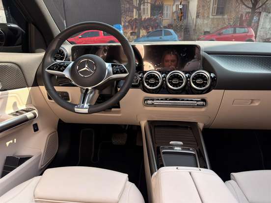 MERCEDES-BENZ-GLA 200-1.3 MHEV PROGRESSIVE 7G-DCT MERCEDES-BENZ-GLA 200-2026