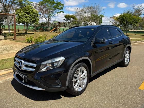 MERCEDES-BENZ GLA 200 1.6 CGI ADVANCE 16V TURBO FLEX 4P AUTOMÁTICO