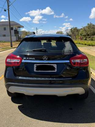 MERCEDES-BENZ-GLA 200-2016
