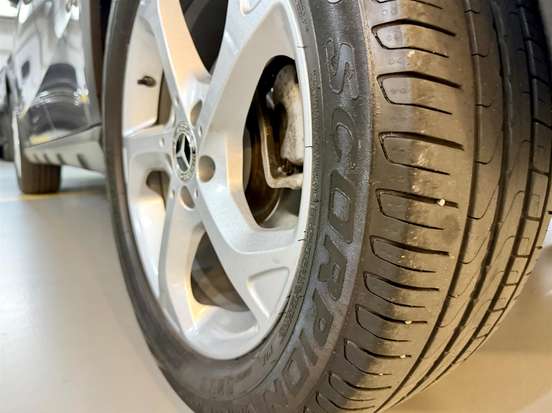 MERCEDES-BENZ-GLA 200-2018
