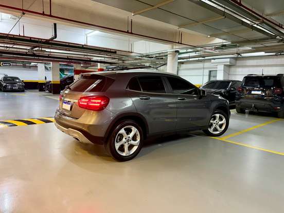 MERCEDES-BENZ-GLA 200-1.6 CGI FLEX ADVANCE 7G-DCT MERCEDES-BENZ-GLA 200-2018