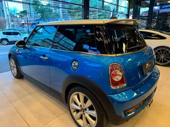 MINI-COOPER-1.6 S 16V TURBO GASOLINA 2P AUTOMÁTICO MINI-COOPER-2011
