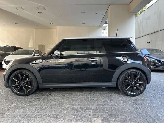MINI-COOPER-2011