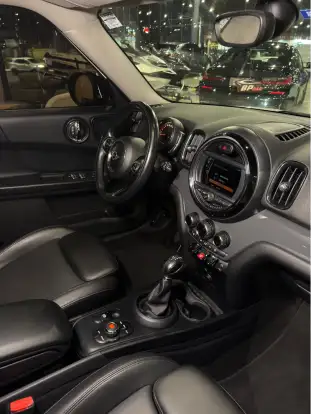 MINI-COUNTRYMAN-2019