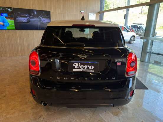 MINI-COUNTRYMAN-2019