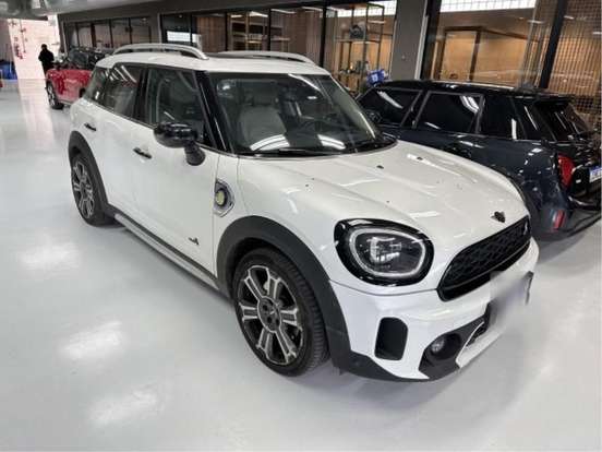 MINI-COUNTRYMAN-2023