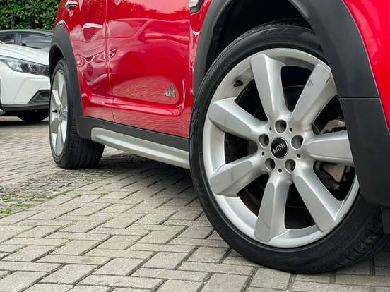 MINI-COUNTRYMAN-2019