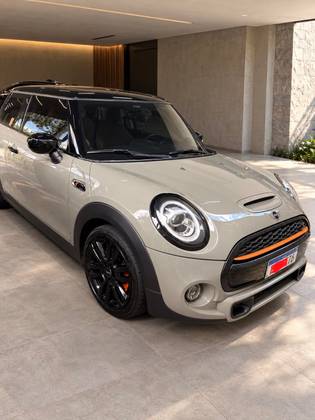 Mini Cooper 2.0 16V Twinpower Gasolina S 2P Steptronic