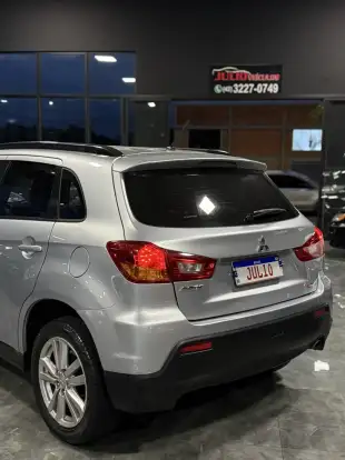 MITSUBISHI-ASX-2011