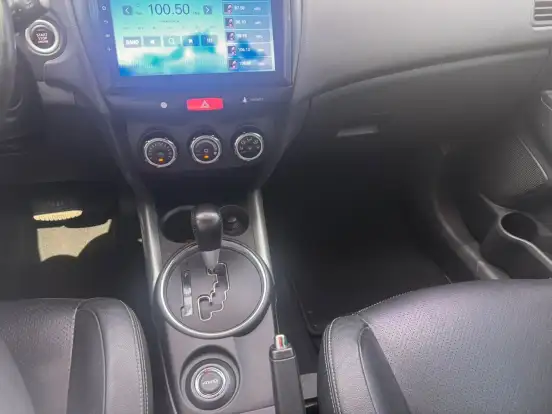 MITSUBISHI-ASX-2015
