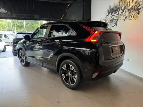 MITSUBISHI-ECLIPSE CROSS-2021
