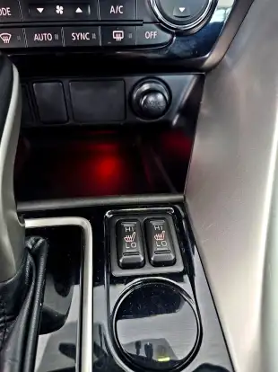 MITSUBISHI-ECLIPSE CROSS-2023
