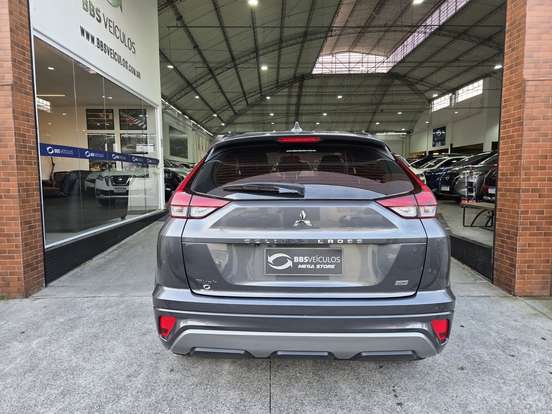 MITSUBISHI-ECLIPSE CROSS-1.5 MIVEC TURBO GASOLINA RUSH CVT MITSUBISHI-ECLIPSE CROSS-2024