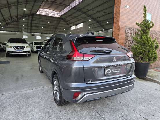 MITSUBISHI-ECLIPSE CROSS-2024