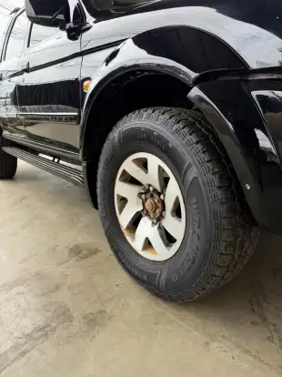 MITSUBISHI-L200-2006