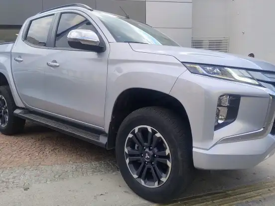 MITSUBISHI-L200 TRITON-2.4 16V TURBO DIESEL SPORT HPE CD 4P 4X4 AUTOMÁTICO MITSUBISHI-L200 TRITON-2023