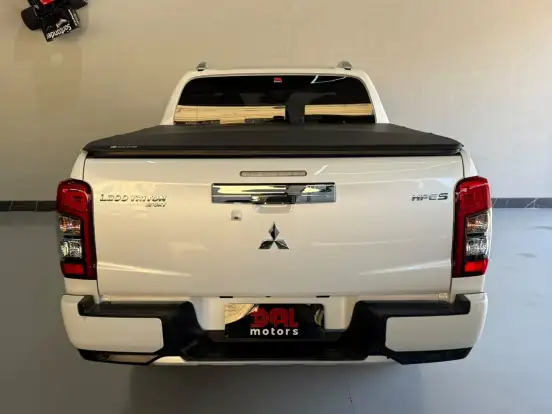 MITSUBISHI-L200 TRITON-2023