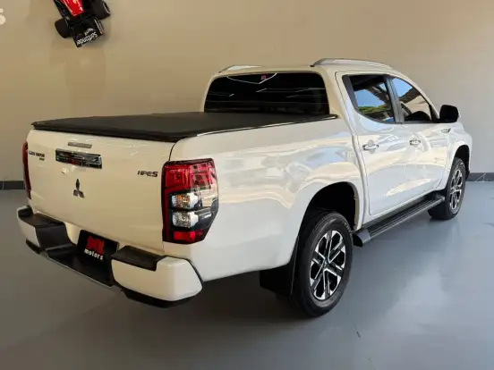 MITSUBISHI-L200 TRITON-2023
